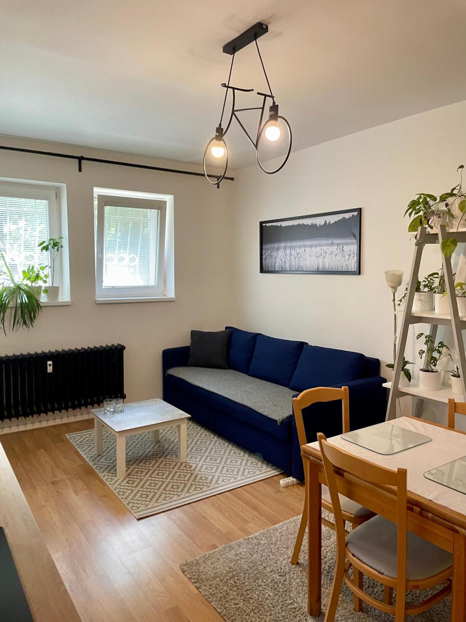 Cozy Self Check-In Apartment In Vibrant Ruzinov Area, Komarnicka 42, Bratislava Exterior foto
